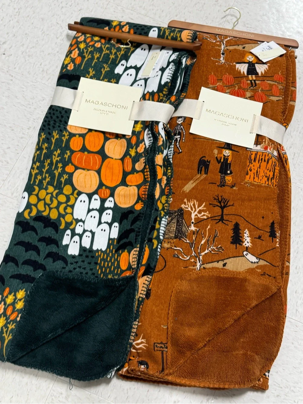 Magaschoni Halloween Pumpkin & Ghost Plush Throw Set in Forest Green and Rust